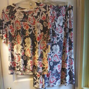 Serengeti Skirt & Top Suit Size L comfortable EZ-Wear New w/Tag Red Gray white